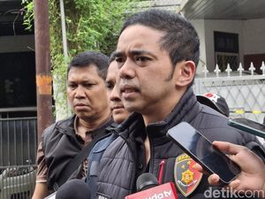 Polisi Ungkap ABG di Jaksel Bunuh Ayah Lebih Dulu Lalu Tusuk Ibu dan Nenek Polisi Ungkap ABG di Jaksel Bunuh Ayah Lebih Dulu Lalu Tusuk Ibu dan Nenek