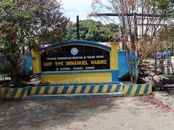 Gedung SMP YPK Imanuel Nabire Kebakaran, Polisi Selidiki