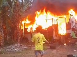 ODGJ Tewas Terjebak dalam Bus Terbakar di Lubuklinggau