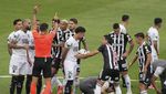 Momen Tendangan Kungfu di Menit Awal Final Copa Libertadores