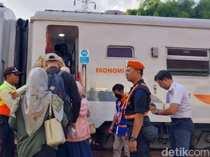 8.154 Penumpang Kereta Berangkat dari Stasiun Malang H-3 Lebaran 8.154 Penumpang Kereta Berangkat dari Stasiun Malang H-3 Lebaran