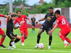 Babak Pertama PSIS Semarang Vs Semen Padang: Mahesa Jenar Unggul 1-0