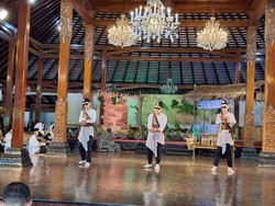 Lestarikan Seni Pertunjukan, Pemkab Kendal Gelar Opak Abang di TMII