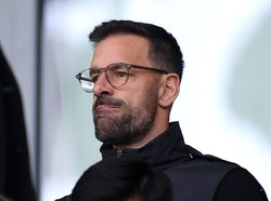 Video Van Nistelrooy Siap Ubah Gaya Main Demi Angkat Leicester