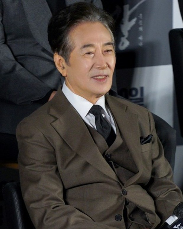 Aktor Baek Yoon Sik/Foto: Instagram @fantagio_official