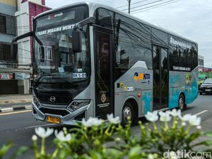 Beroperasi, Kini Warga Kabupaten Bekasi Bisa Naik Biskita Trans Wibawa Mukti