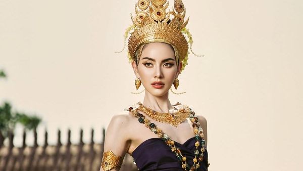 Pesona Royal Davika Hoorne, Bintang Drama Populer The Empress of Ayodhaya