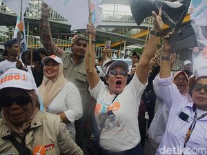 Geruduk KPU Jakarta, Massa RIDO Tuntut Pilkada Dua Putaran