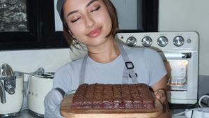 Jennifer Coppen Makin Jago Buat Brownies hingga Cookies