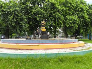 Warga Keluhkan Taman Kebumen Cirebon yang Kotor dan Rusak Warga Keluhkan Taman Kebumen Cirebon yang Kotor dan Rusak