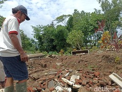 Cerita Prayitno 7 Jenazah Keluarganya Hanyut Kena Banjir Blitar: Kami Ikhlas
