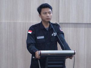 PDIP Usul Wacana Polri di Bawah Kemendagri, Dema PTKIN: Urgensinya? PDIP Usul Wacana Polri di Bawah Kemendagri, Dema PTKIN: Urgensinya?