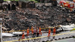 Lapak Barang Bekas di Salemba Jakpus Hangus Terbakar