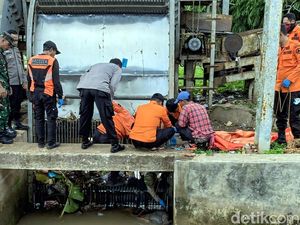 Nestapa Kakek Sodin Ditemukan Tewas di Pintu Air Sukabumi Nestapa Kakek Sodin Ditemukan Tewas di Pintu Air Sukabumi