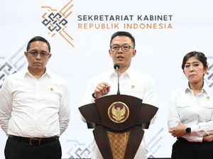Video Menlu Tegaskan Kerja Sama dengan China Tak Ubah Kedaulatan RI di Natuna Video Menlu Tegaskan Kerja Sama dengan China Tak Ubah Kedaulatan RI di Natuna