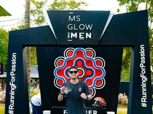 MS Glow For Men Bagi 10 Ribu Sunscreen Spray ke Pelari Borobudur Marathon MS Glow For Men Bagi 10 Ribu Sunscreen Spray ke Pelari Borobudur Marathon