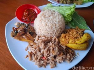 Nasi Oyek Bu Tini: Sego Oyek Ramesan Khas Kebumen yang Sedap Sehat Nasi Oyek Bu Tini: Sego Oyek Ramesan Khas Kebumen yang Sedap Sehat