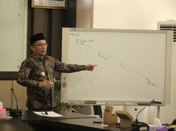 Disambati Petani, Pj Bupati Tegal Bakal Kawal Pupuk Subsidi Sesuai HET