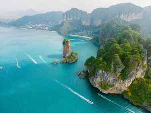 Thailand Raja Turis ASEAN, Indonesia Urutan Berapa?