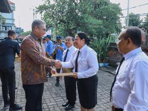 Lantik Direksi Perumda Tirta Sanjiwani, Tagel Wirasa Minta Lakukan Terobosan Lantik Direksi Perumda Tirta Sanjiwani, Tagel Wirasa Minta Lakukan Terobosan