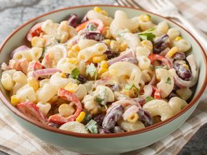 Resep Salad Makaroni dan Sayuran ala Amerika untuk Menu Diet