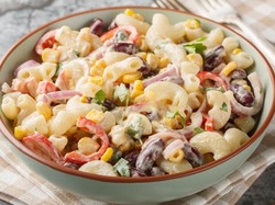 Resep Salad Makaroni dan Sayuran ala Amerika untuk Menu Diet