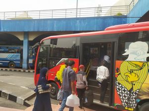 Ingat Lur! Bukan Pintu Timur, Naik-Turun BST Kini di Dalam Terminal Tirtonadi Ingat Lur! Bukan Pintu Timur, Naik-Turun BST Kini di Dalam Terminal Tirtonadi