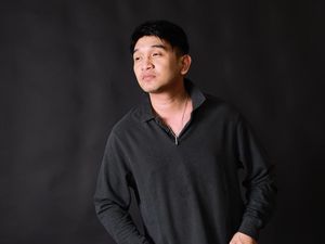 Dibantu Dodhy Kangen Band, Andrean Bikin Heboh dengan Wanita Cadangan Dibantu Dodhy Kangen Band, Andrean Bikin Heboh dengan Wanita Cadangan