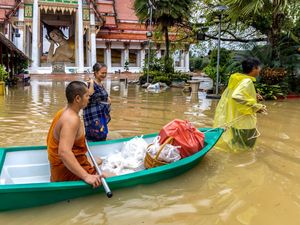 Banjir Terjang Thailand, 35 Orang Tewas