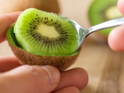 Kiwi Kaya Vitamin C, Menjaga Suasana Hati hingga Kesehatan Mental