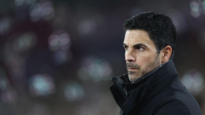 Mikel Arteta LONDON, ENGLAND - NOVEMBER 30: Arsenal manager Mikel Arteta during the Premier League match between West Ham United FC and Arsenal FC at London Stadium on November 30, 2024 in London, England. (Photo by Rob Newell - CameraSport via Getty Images)