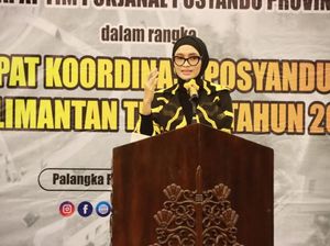 Ketua TP PKK Kalteng Minta Posyandu Tak Hanya Melayani Bidang Kesehatan Ketua TP PKK Kalteng Minta Posyandu Tak Hanya Melayani Bidang Kesehatan