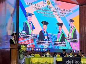 Undana Kupang Kukuhkan Empat Guru Besar Undana Kupang Kukuhkan Empat Guru Besar