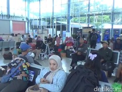 ASDP Batasi Pelayanan Tiket di Pelabuhan Bakauheni Akibat Cuaca Ekstrem