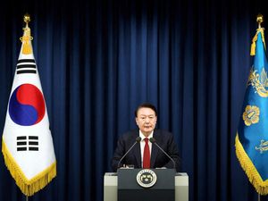 Darurat Militer Korea Selatan Berasa Nonton Drakor dan Kuliah Tata Negara Darurat Militer Korea Selatan Berasa Nonton Drakor dan Kuliah Tata Negara