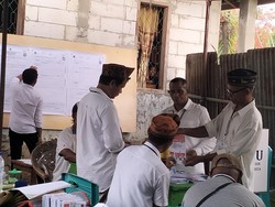 Saksi Mario-Richard Tolak Teken Hasil Rekap Suara Tingkat Kecamatan