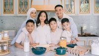 Inspirasi Prewedding di Rumah ala Putri Zulhas & Zumi Zola, Simpel nan Elegan
