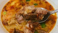 5 Tempat Makan Soto Paling Ikonik di Jakarta yang Enaknya Legend Banget!