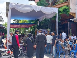 Pelukis Difabel Kondang Asal Malang Sadikin Pard Meninggal Dunia