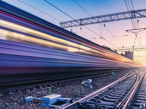 Ambisi Vietnam Miliki Kereta Cepat Ambisi Vietnam Miliki Kereta Cepat