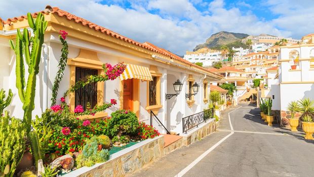 Jajaran pengingapan di Tenerife, Kepulauan Canary, Spanyol