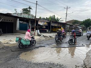 Cerita Warga Jalan Klambir V Deli Serdang Rusak Parah usai Banjir