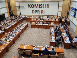 Anggota DPR Usul SIM Seumur Hidup, Kakorlantas Ungkit Putusan MK