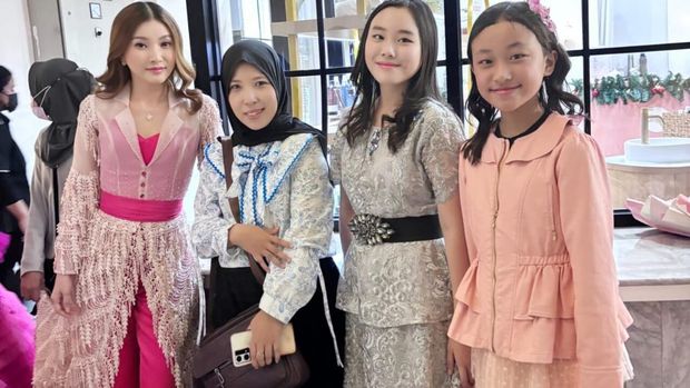 KeanoKids Menampilkan Baju Anak Bertema Cotton Candy di Event JKFF