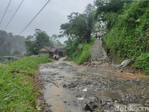 Jalur Neraka Menuju Wisata Surga Tersembunyi Curug Kubang Cianjur Jalur Neraka Menuju Wisata Surga Tersembunyi Curug Kubang Cianjur