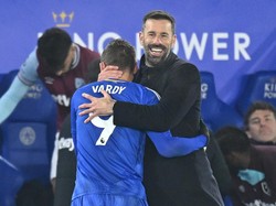 Laga Debut van Nistelrooy di Leicester City Berbuah Kemenangan