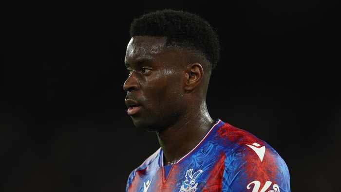Marc Guehi LONDON, ENGLAND - NOVEMBER 30: Marc Guehi of Crystal Palace during the Premier League match between Crystal Palace FC and Newcastle United FC at Selhurst Park on November 30, 2024 in London, England. (Photo by Richard Pelham/Getty Images)