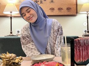 Momen Clara Shinta Borong Singkong hingga Makan di Resto Hot Pot