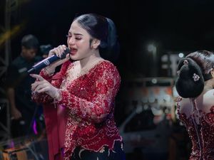 Profil Niken Salindry yang Sikapnya ke Penjual Es Teh Disanjung Netizen Profil Niken Salindry yang Sikapnya ke Penjual Es Teh Disanjung Netizen