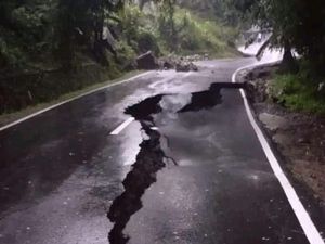 Cianjur Dikepung Bencana, Mayoritas Pergerakan Tanah Cianjur Dikepung Bencana, Mayoritas Pergerakan Tanah